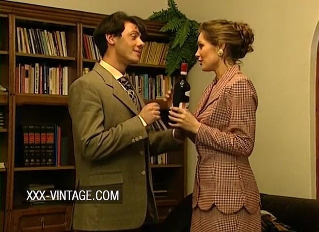 XXX-Vintage: Vintage sexo a três em um jantar swinger - 2 cenas em 1