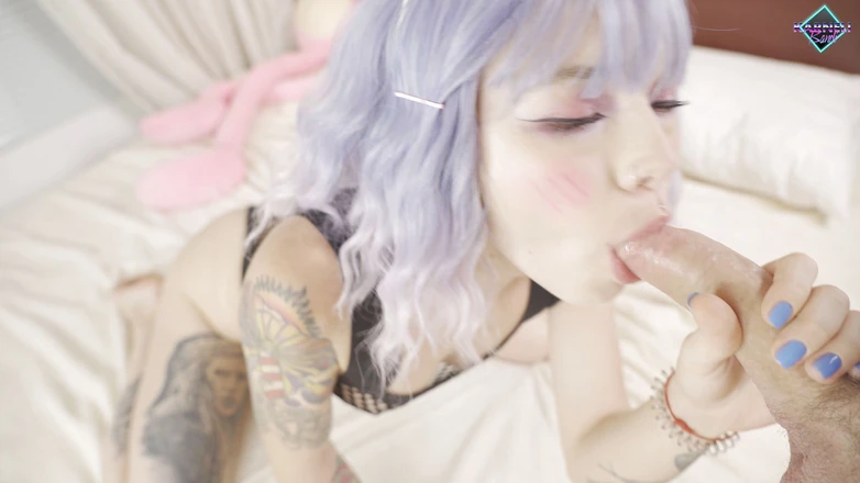 Karneli Bandi: 큰 자지를 빨고 달콤한 정액을 먹는 걸 좋아하는 가와이이 십대