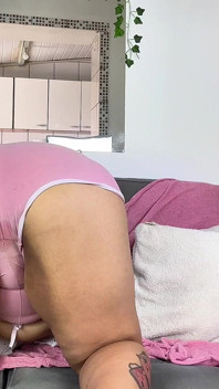 BBW Bubblande pruttar i rosa shorts - hör mig högt &klart