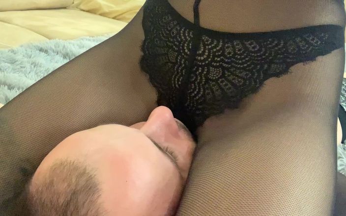 Petite Princesses Femdom: Livsstil femdom del 6 - retas och förnekelse, trampning, nylon gudinna dyrkan