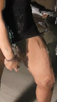 Femdom čůrání část 10
