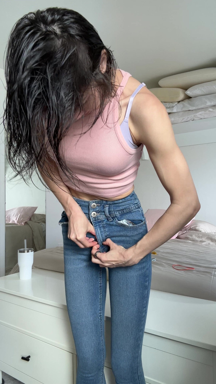 Ms_Emmy_Lynn: Günün kıyafetimle giyinmemi izle