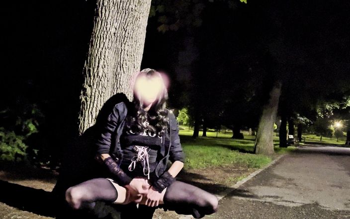 Zhenya Sissy: Style n° 7, salopes tapette. Sissy the Goth (femboy + gothique + tapette / Esthétisme...