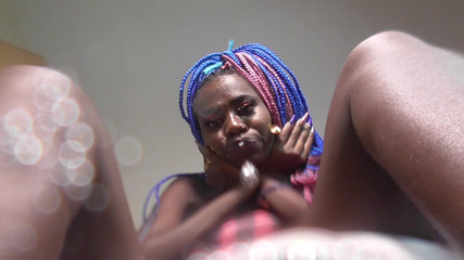 Solo Austria: Ebony teen princezna Keysha POV plivání!