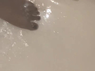 Gothbarbiemexi: Foot fetish video