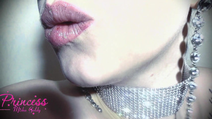 Goddess Misha Goldy: Meu fetiche por batom com brilho