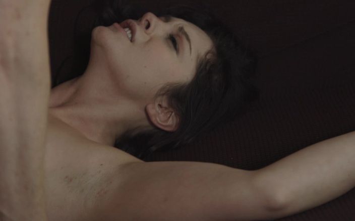 Sweet Sinner: Váš táta 3 scéna 1 mladé ženy chtějí péro