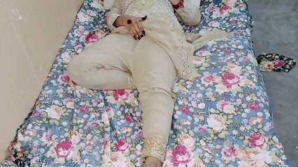 Sairaxsaim: Video lengkap rekaman seks tante seksi pakistan