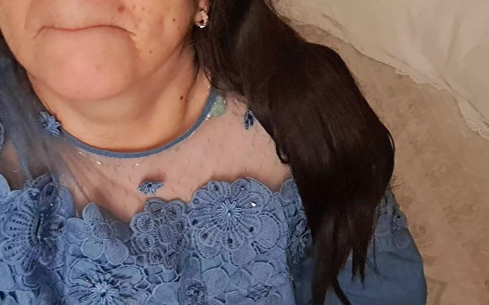 Mommy big hairy pussy: Peludo coño de madura milf masturbándose