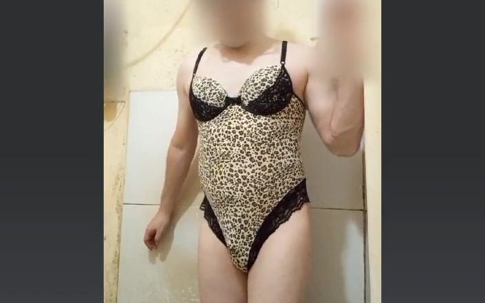 Carol videos shorts: Sexy Leopard spodní prádlo