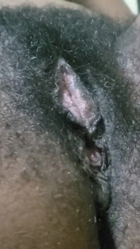 Mycket mycket het amatör galen fitta levererar oemotståndlig sensuell energi, naturlig skönhet