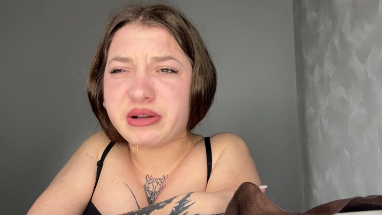 Hottie goddess: Tuse intensă și flegmă, scuipat vedere la persoana 1