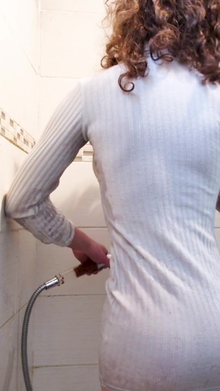 Prxcy Tgirl: Zmoczyłam sukienkę pod prysznicem, wytrysknę jak przedwcześnie rozwinięta!