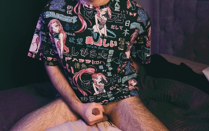 Noel Dero: Młody facet w anime t-shirt masturbuje się Głośno i posmarowuje...