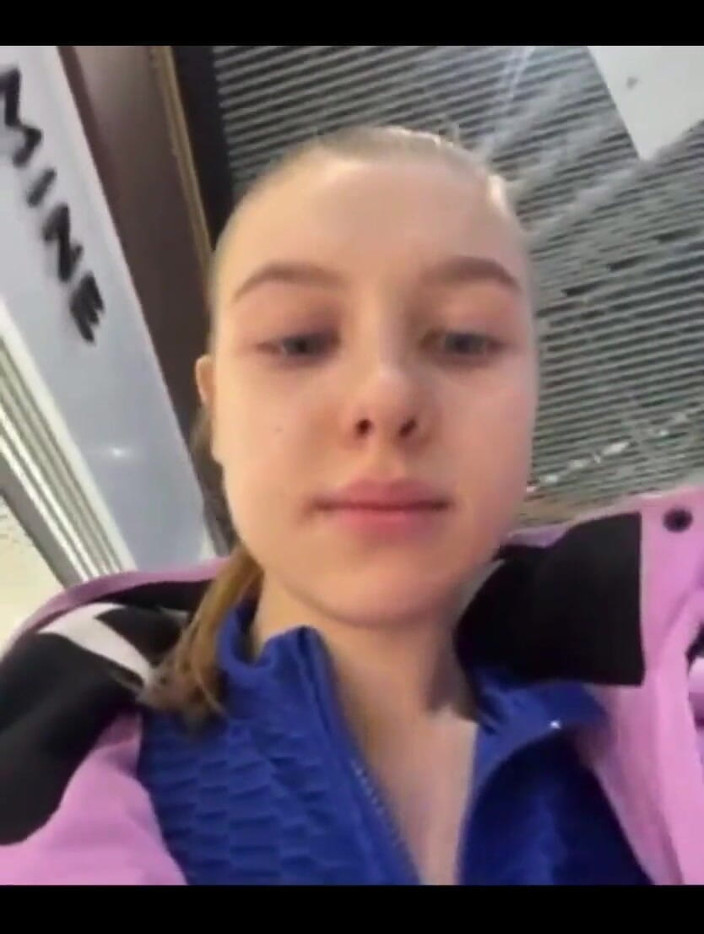 JuiceLussie: Kouření na veřejnosti