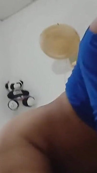 Junges amateur-paar macht selbstgedrehte porno-videos