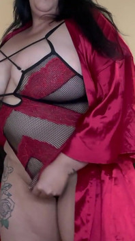 Twitterbabe bigmilfgoddessx Schizza Hard2x