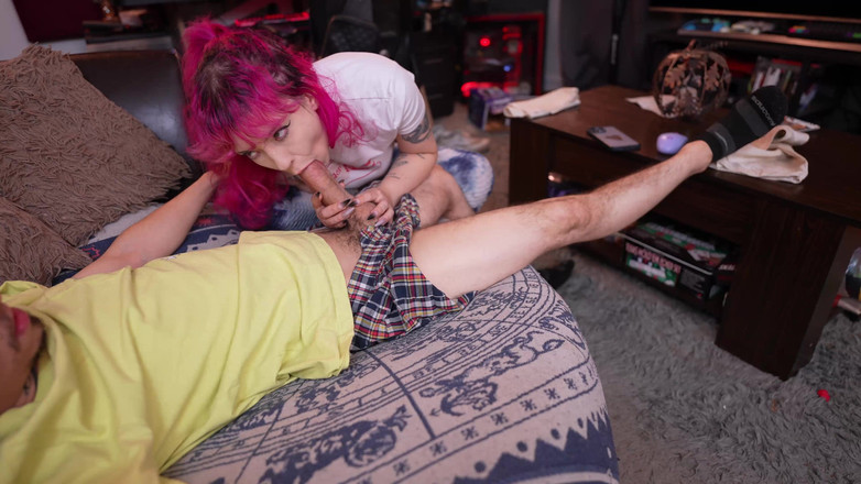 lilredvelvettt: Însămânțat de fratele tău vitreg