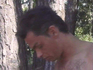 Combat zone transsexual barebacking: Bi-sex man and girls with shemale.