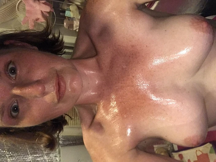 MistressWriggler: Vážně potřebný mega intenzivní orgasmus ve vaně po více než 30...