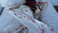 Me_little_fetish: Webová kamera drobná drobná teenagerka 18+ modelka v punčochách masturbuje velké...