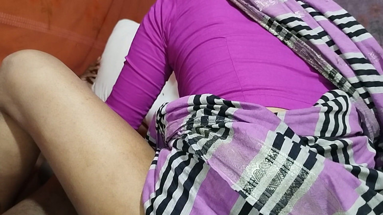 Deshi women: 18 Years Old Indian Desi Young Wife Having Sex with...