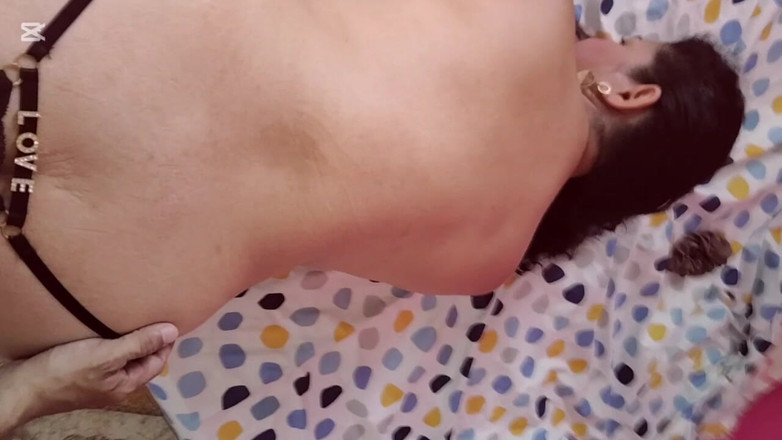 Valkyrieandluigy: Una sexy fidanzata anale