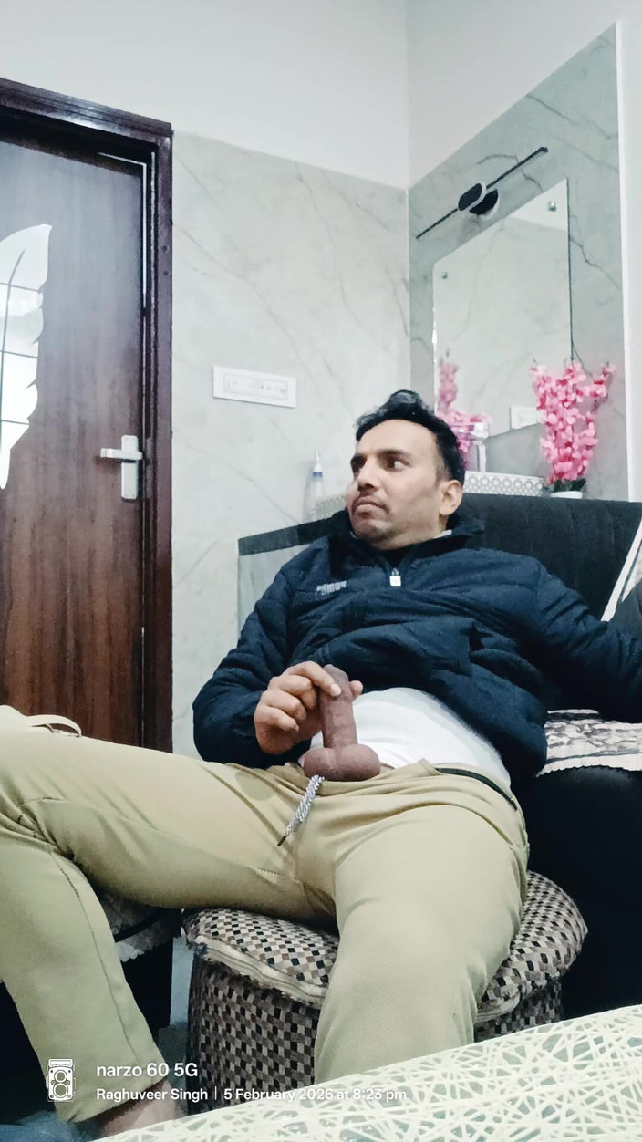 Rajasthani-old-lover: aisain papà zio europeo papà indiano esercito uomo desi man