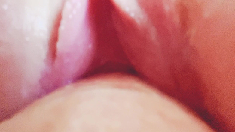 AmyHi: Sexe avec creampie avec une caméra sur une bite !