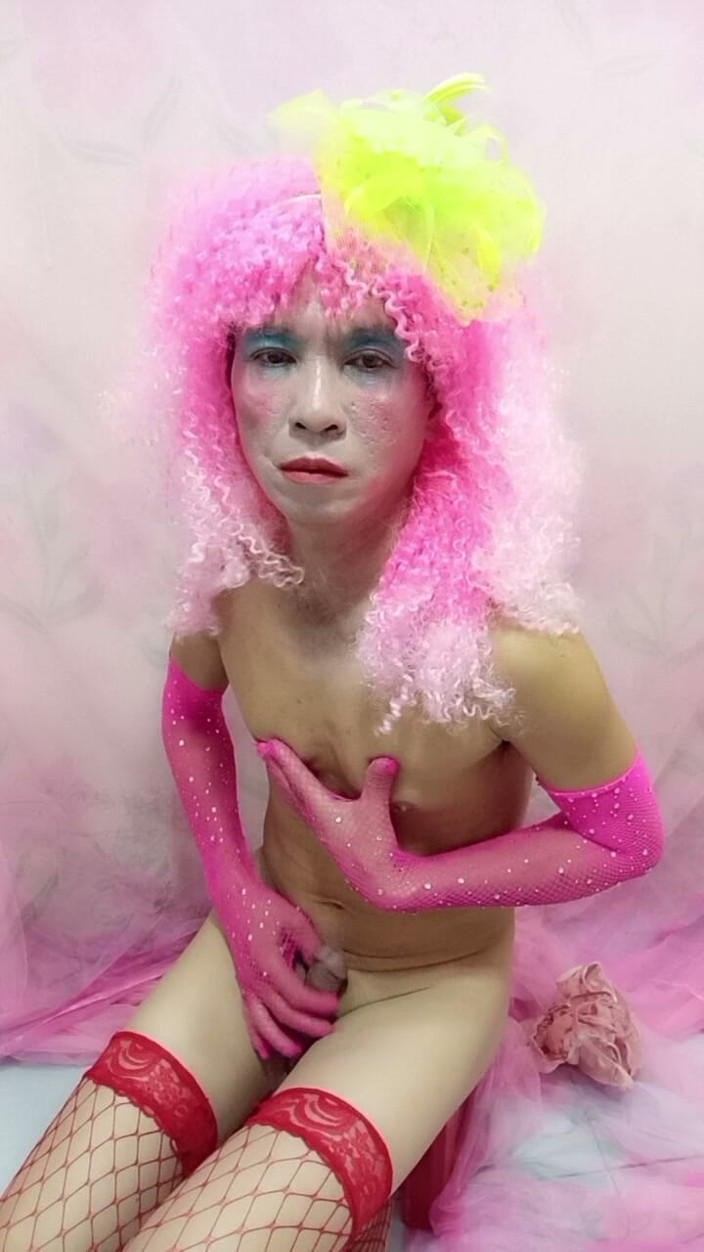 nguyen dang thien tri: Oanh Le Transgender Wearing Sexy Clothes