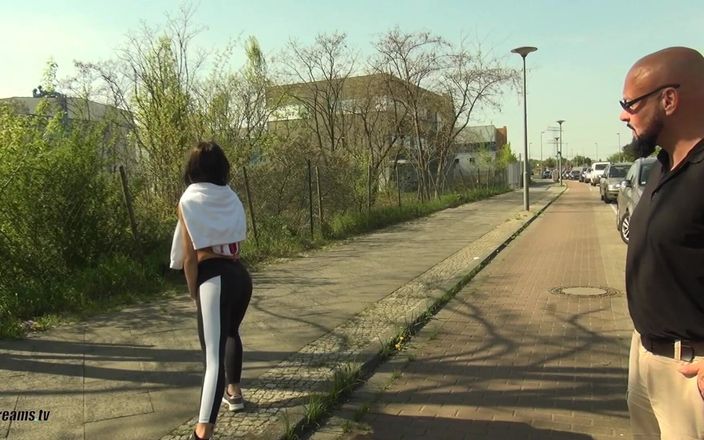 XdreamsTV: Lullus açık havada spor etkinliği elle ve sakso ile bitiyor