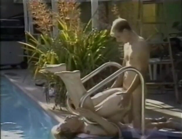 Gays Case: Pool guy loves to fuck his male clientele outside