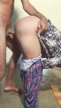 คุณแม่เลี้ยงเดซีเย็ดท่าหมา ตูดใหญ่ หีบี้โหดๆ