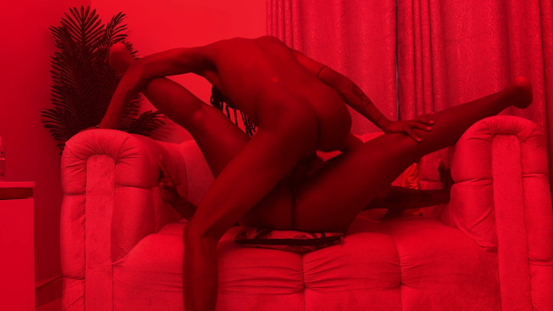 THEKENYANXXX: We Fucked so Hard in the Red Room