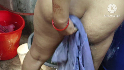 Anita yadav: Giocare