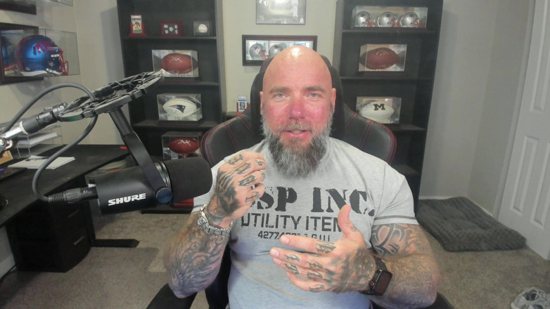 Raw and Uncensored with Masculine Jason: Do You Really Know Someone on Social Media?