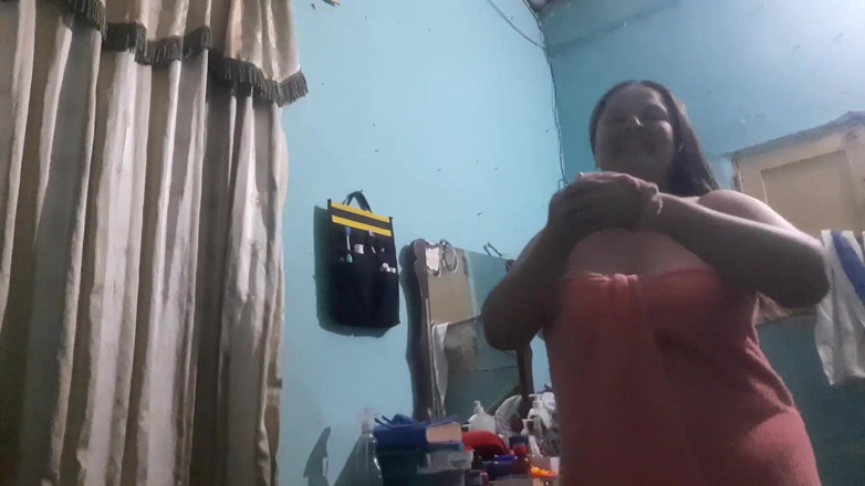 LatinMilf: 大鸡巴继子想要操他的继母的阴户