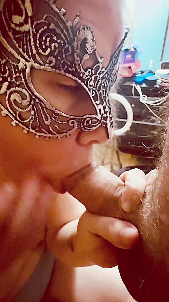 Tiana Skyy: Eyvah, evli kadın çok erken yutuyor