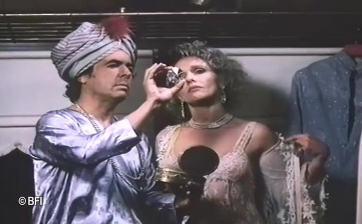 Vintage bedtime stories: Lust on orient express - Dutch subbed