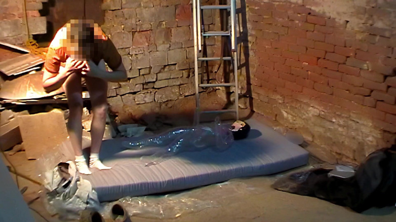 Mark Hannes: Cleardoll Creampie Fuck Masturbasi