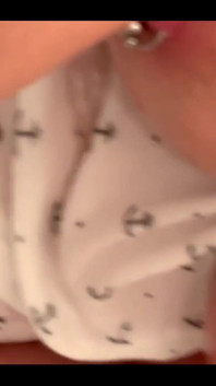 Oiled Big Tits under T-Shirt and get Orgasm putting All Vibrator in Pussy