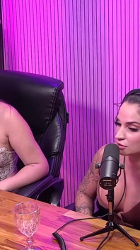 Cute BBW and Her Girlfriends in a Whoredom Dirty Talk