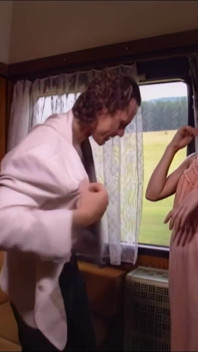 Vintage anal, sexo a três, lésbica e gozada na compilação do trem
