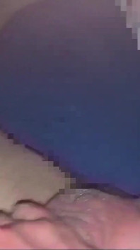 Moglie arrapata che gioca e mi lecca il culo
