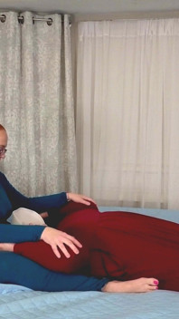 Příběh služebné - May the Lord Open - Cuckquean Manželka drží služebnou pro hluboké misionářské šukání
