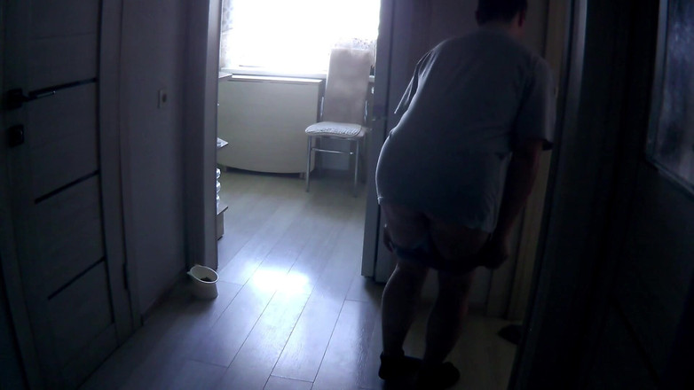 Limara19981: युवा आदमी ने यह दिखाने का फैसला किया कि वह उसकी गांड कैसे गूंदता है