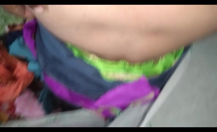 Kumari1996: デシの妻と夫が激しく私の尻を突きました