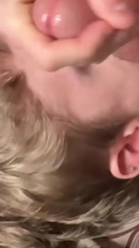 Found a Guy with a Big Dick by the Sea, Offered Him a Blowjob, He Agreed, Part 1