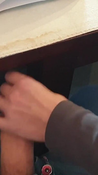 Bu guru ngocok kontol muridnya di kelas sampai dia crot - misscreamy