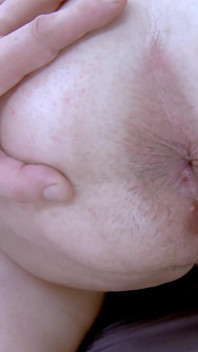 Anální deflorace a první stříkání mladé obézní děvky
